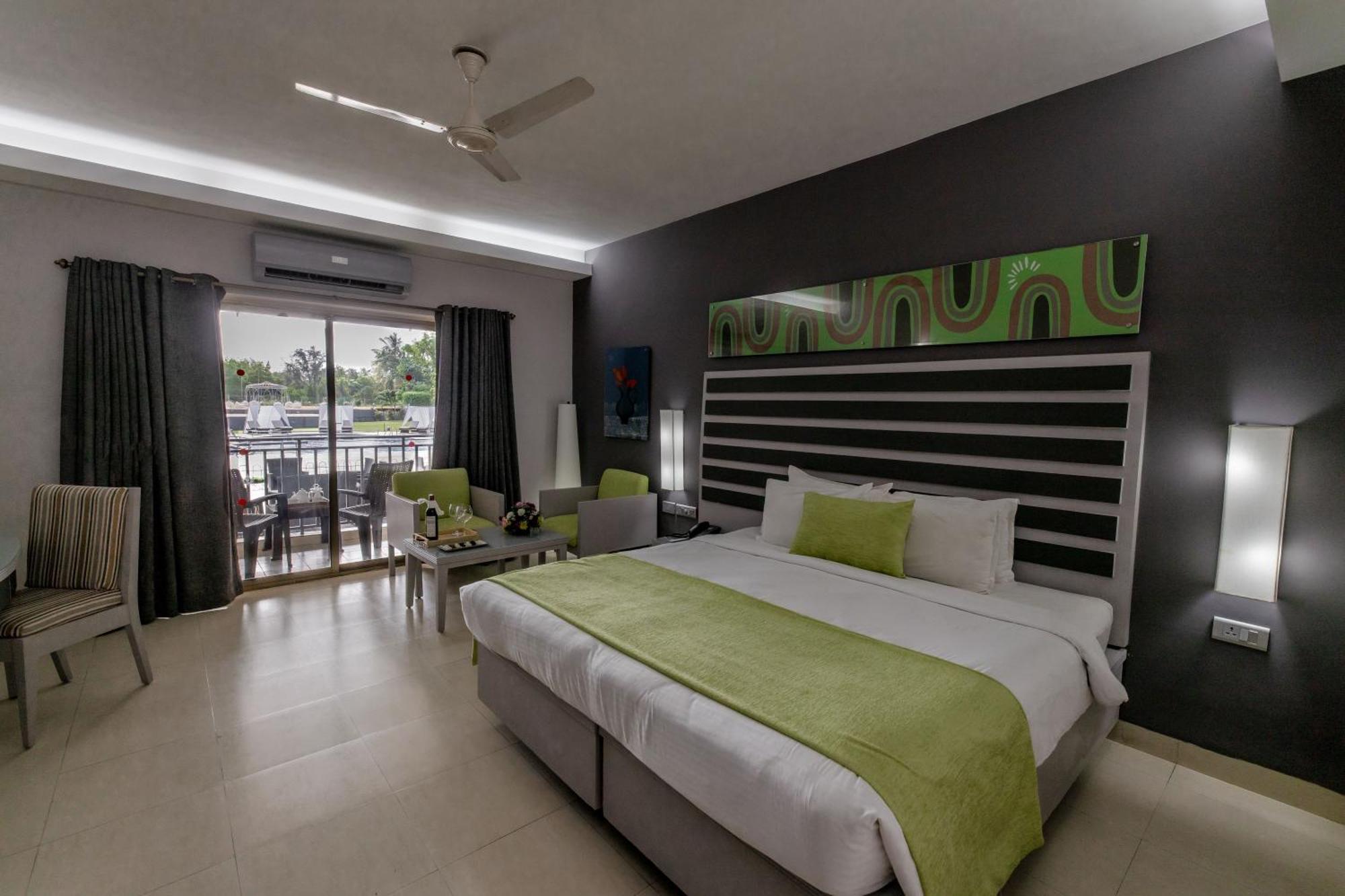 Regenta Baywatch Resort, Goa Benaulim Exterior foto